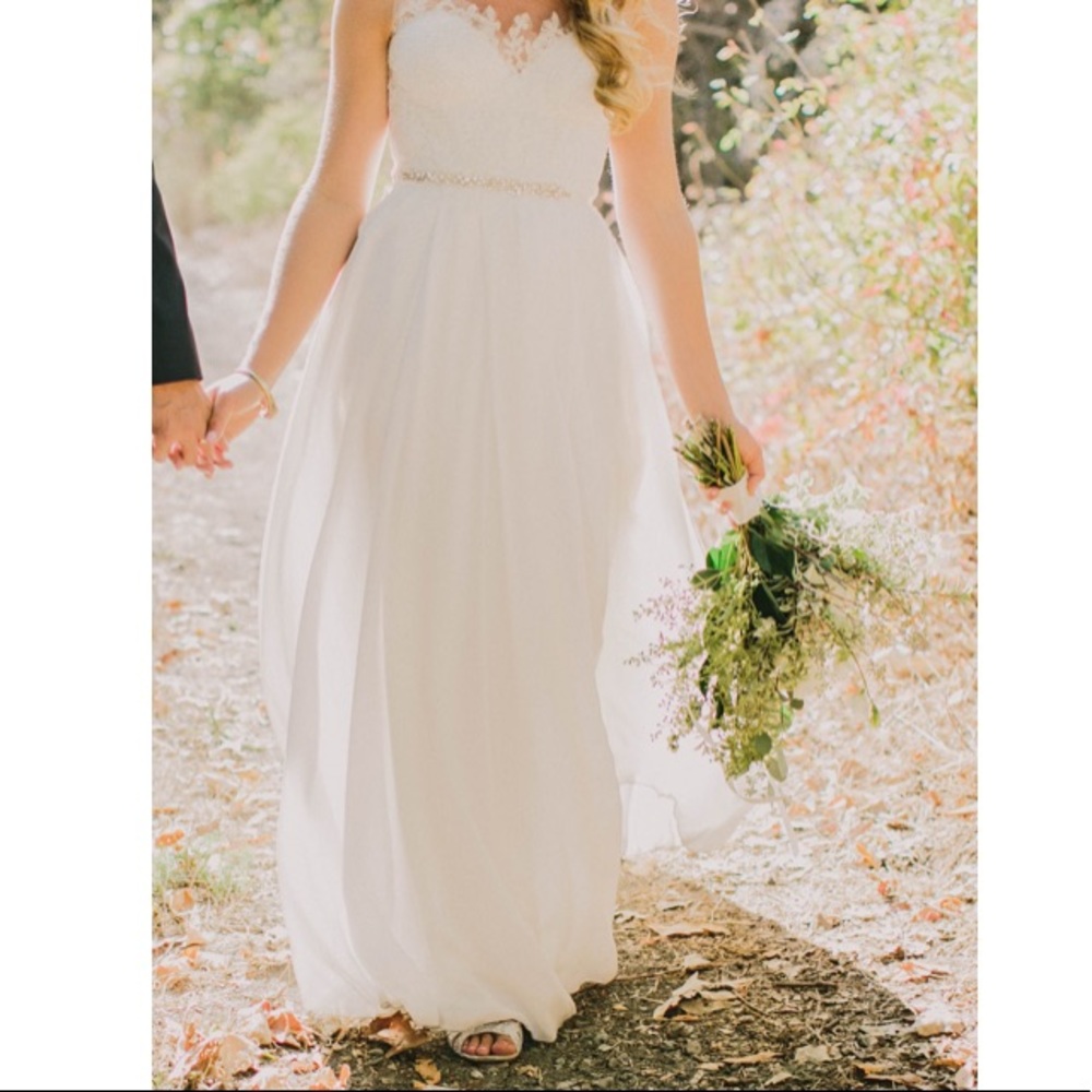 Sarah Seven Wedding Dress- The Violet Hour - Picture 3 of 7
